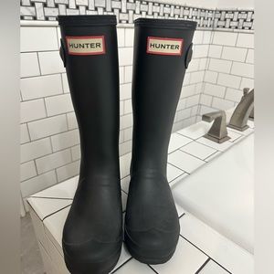 Hunter boots, tall, black girls size 4